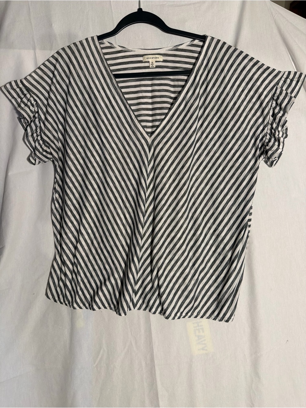 #357 women’s Madewell Black & White Diagonal Stripe V-Neck Ruffle Sleeve Top